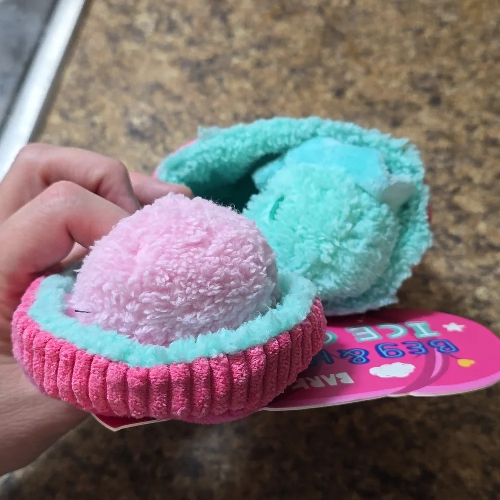 Bark Beg & Hairy's Pink and Teal Ice Cream Toy‎ NWT Size Small 0-20 Pounds